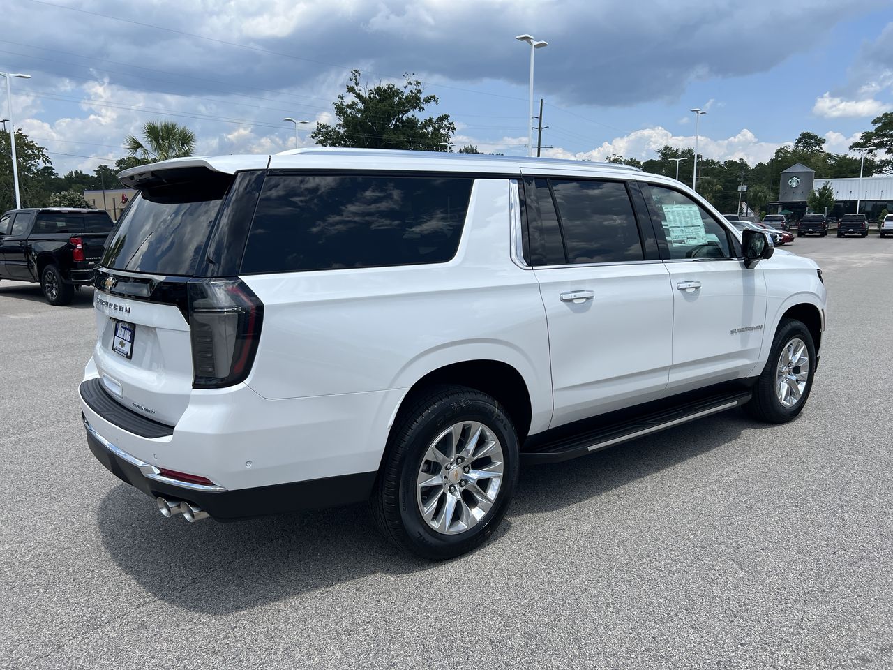 2025 Chevrolet Suburban Premier - Photo 40