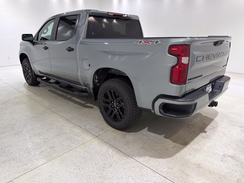 New 2026 Chevrolet Silverado 1500 Custom Truck