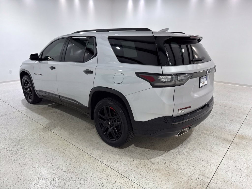 Used 2021 Chevrolet Traverse Premier SUV