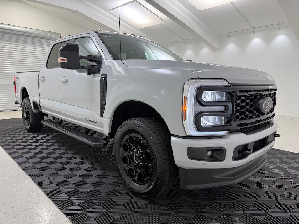 New 2026 Ford F-250SD Lariat Truck
