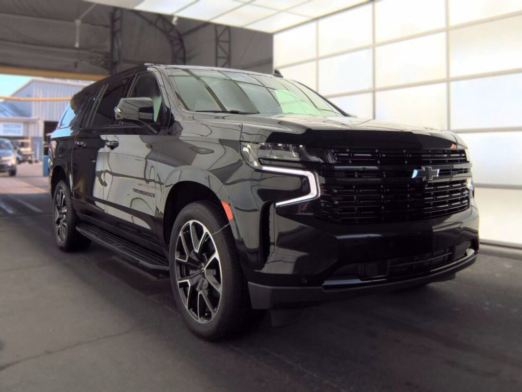 Used 2024 Chevrolet Suburban RST SUV