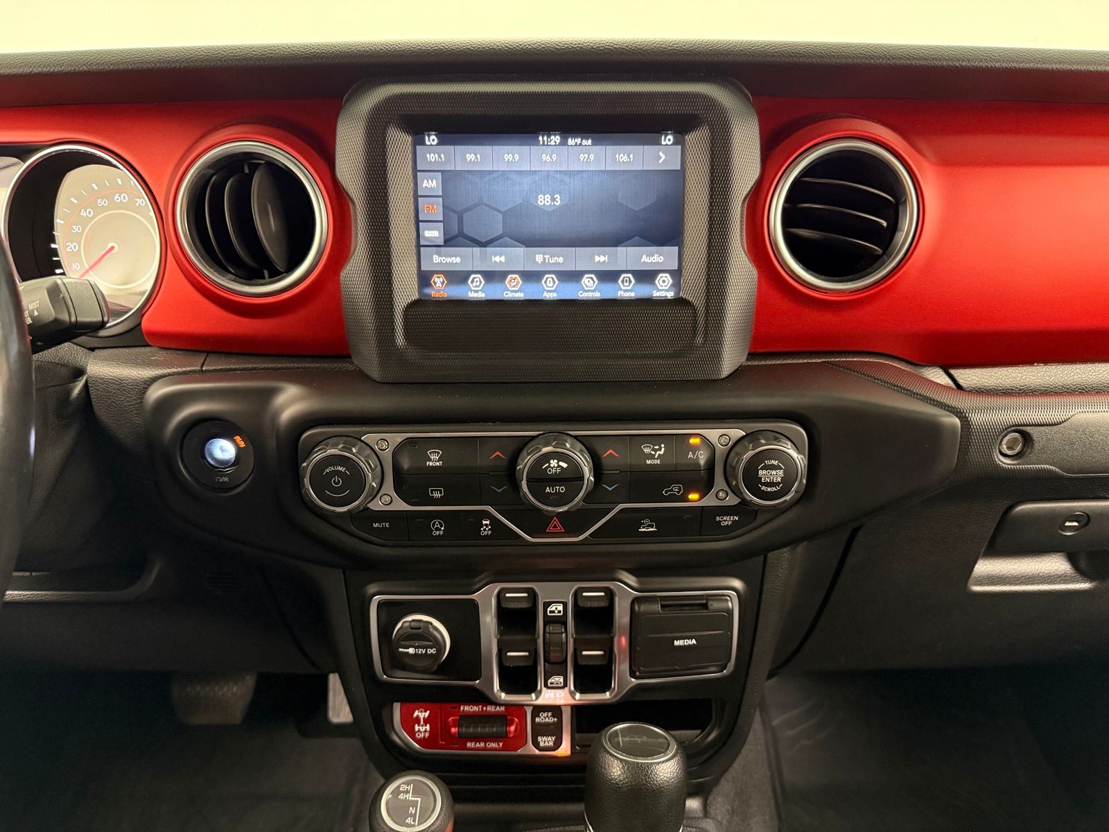2021 Jeep Gladiator Rubicon - Photo 28