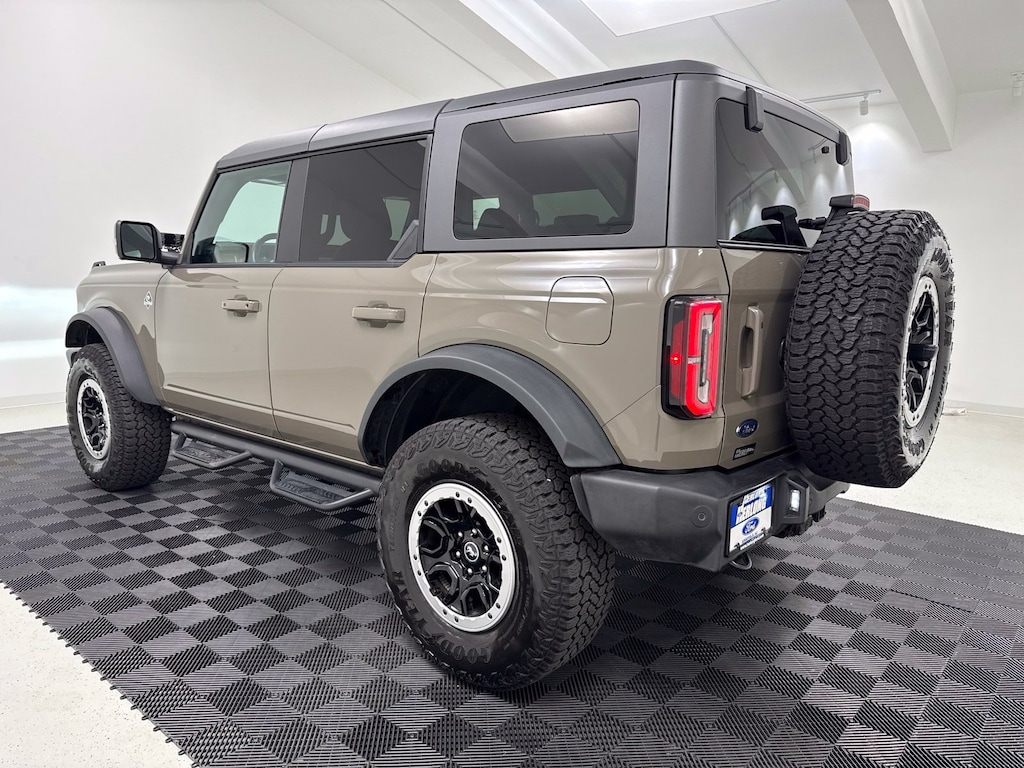 Used 2025 Ford Bronco Outer Banks SUV