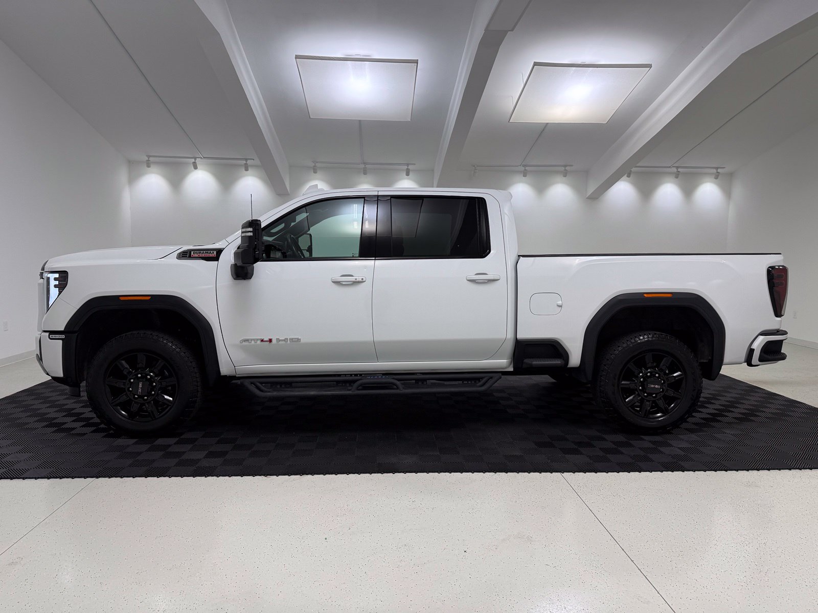 Used 2025 GMC Sierra 2500HD AT4 Truck