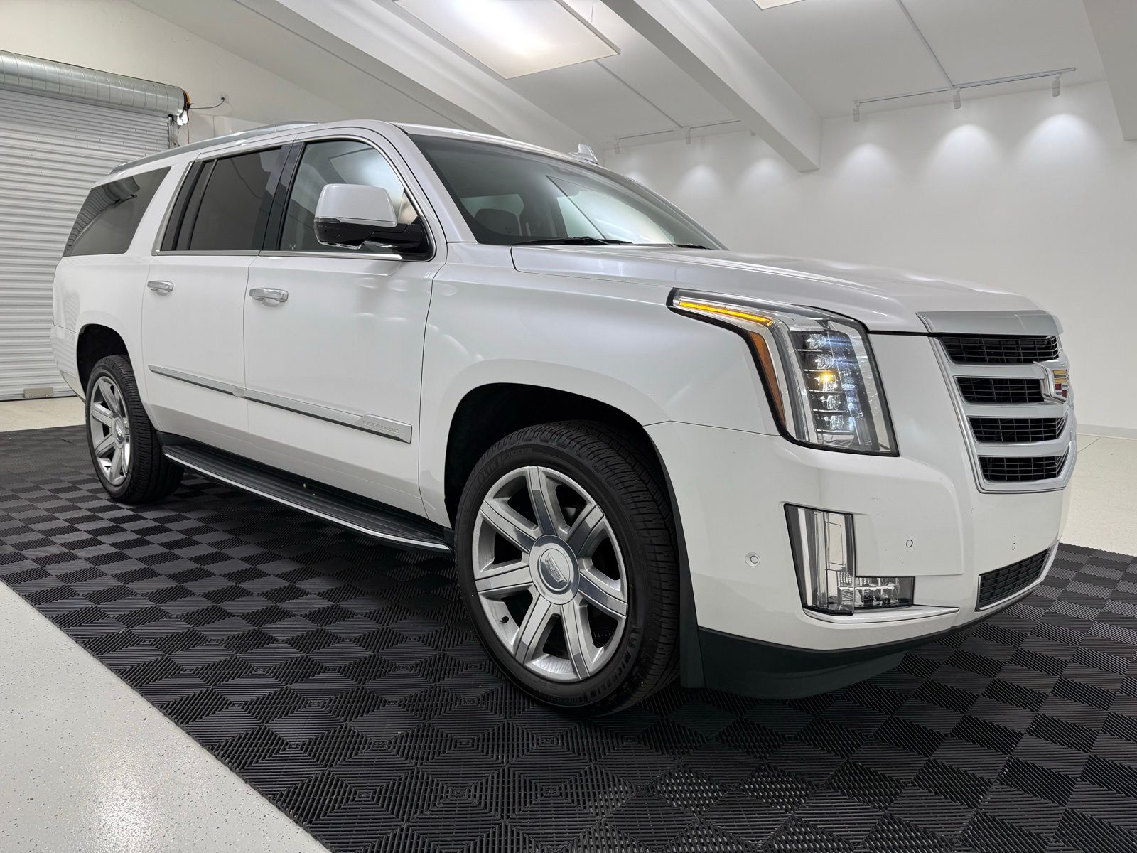 2019 Cadillac Escalade ESV