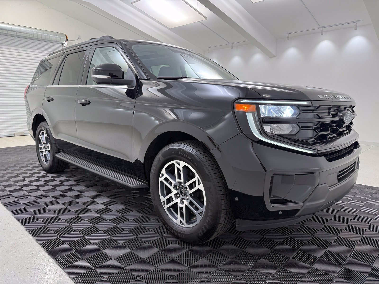 2025 Ford Expedition Active SUV