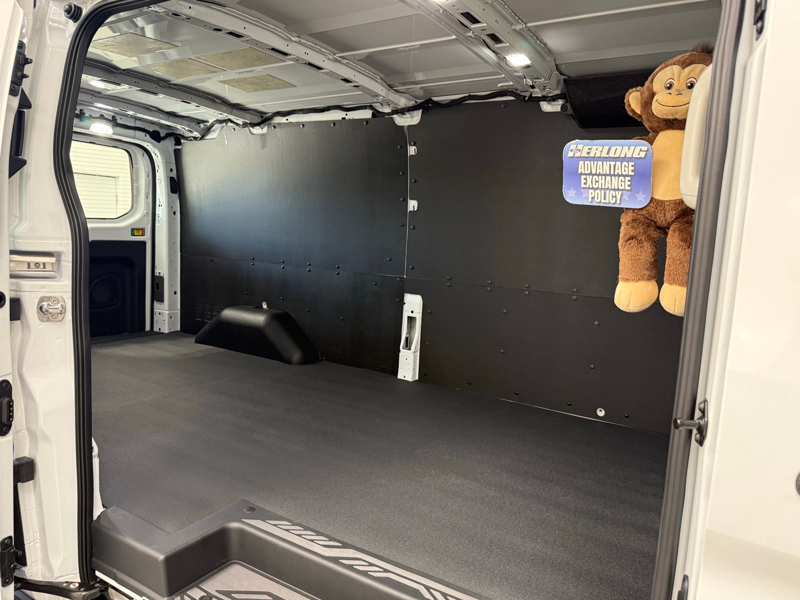 2025 Ford Transit Van Base - Photo 27