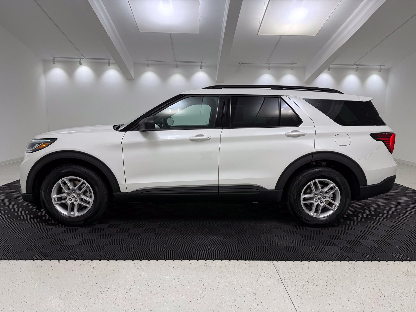 New 2027 Ford Explorer Active SUV