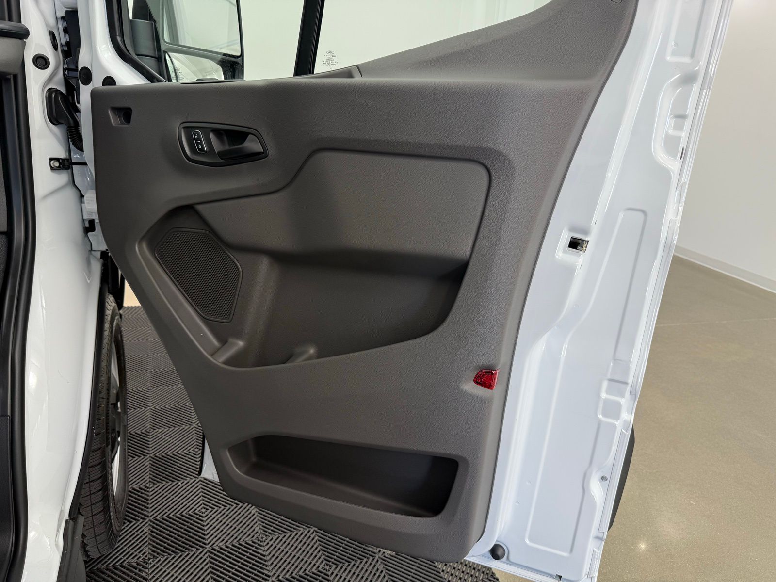 2025 Ford Transit Van Base - Photo 29