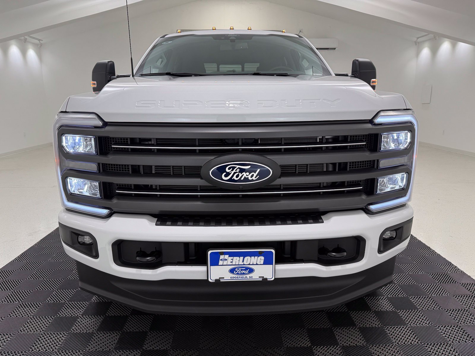 New 2027 Ford F-250SD XLT Truck