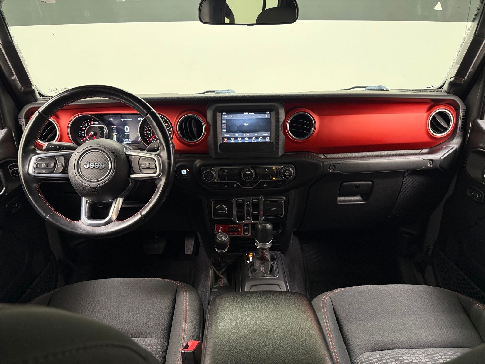 2021 Jeep Gladiator Rubicon - Photo 26