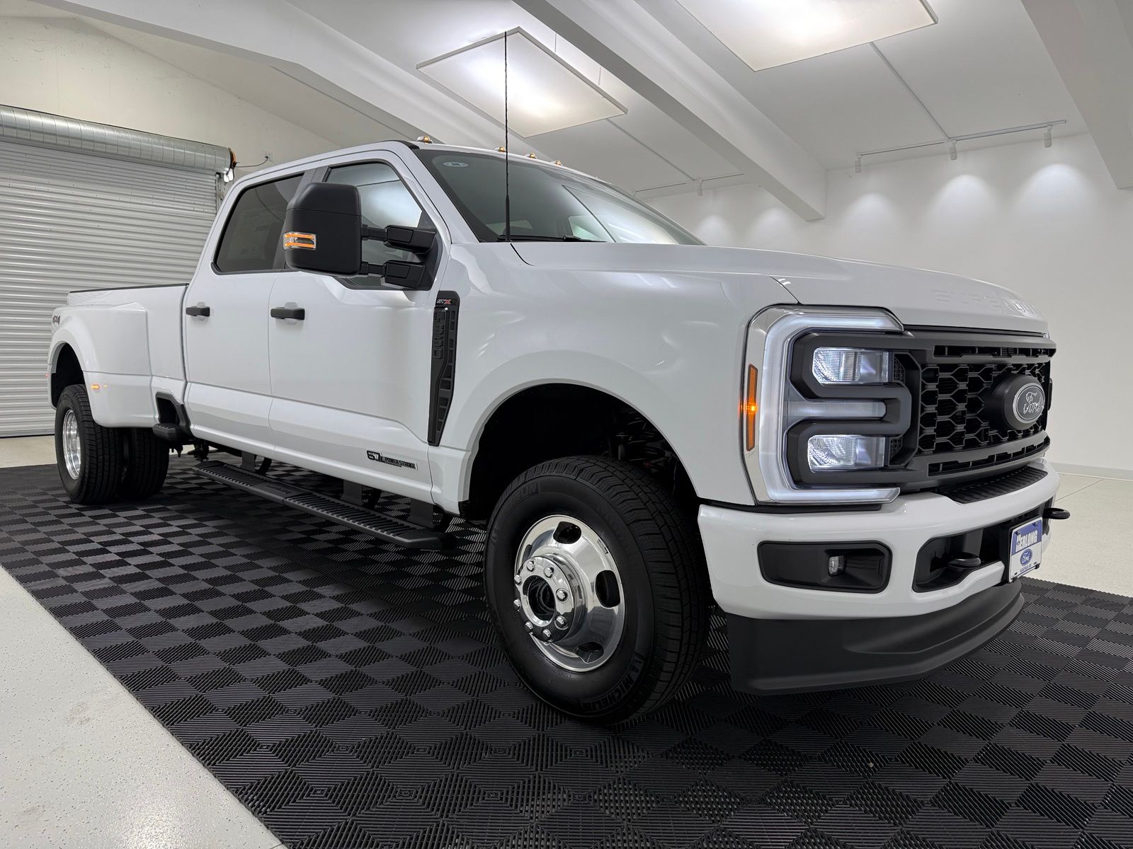  Ford F-350SD