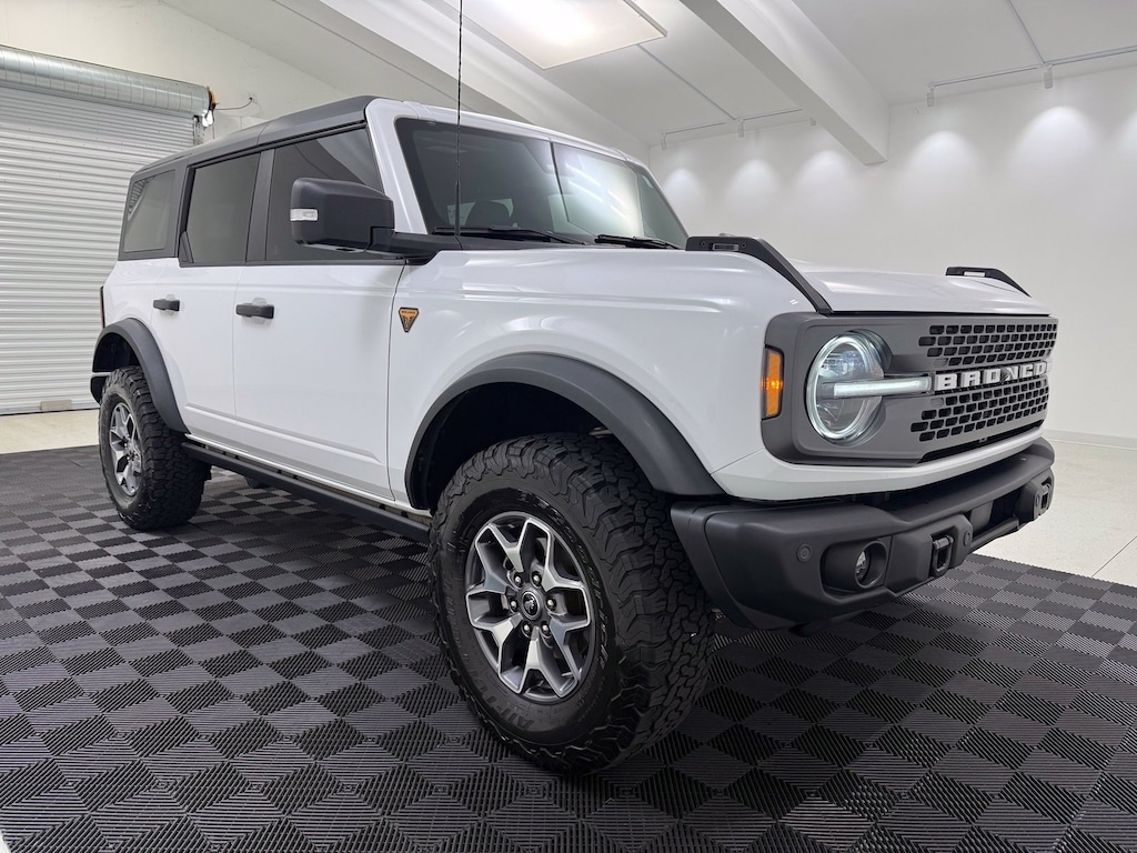 Used 2023 Ford Bronco Badlands SUV