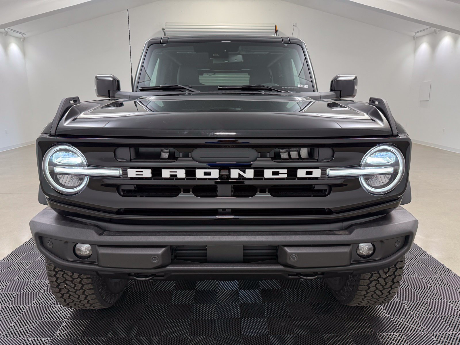 New 2025 Ford Bronco Outer Banks SUV