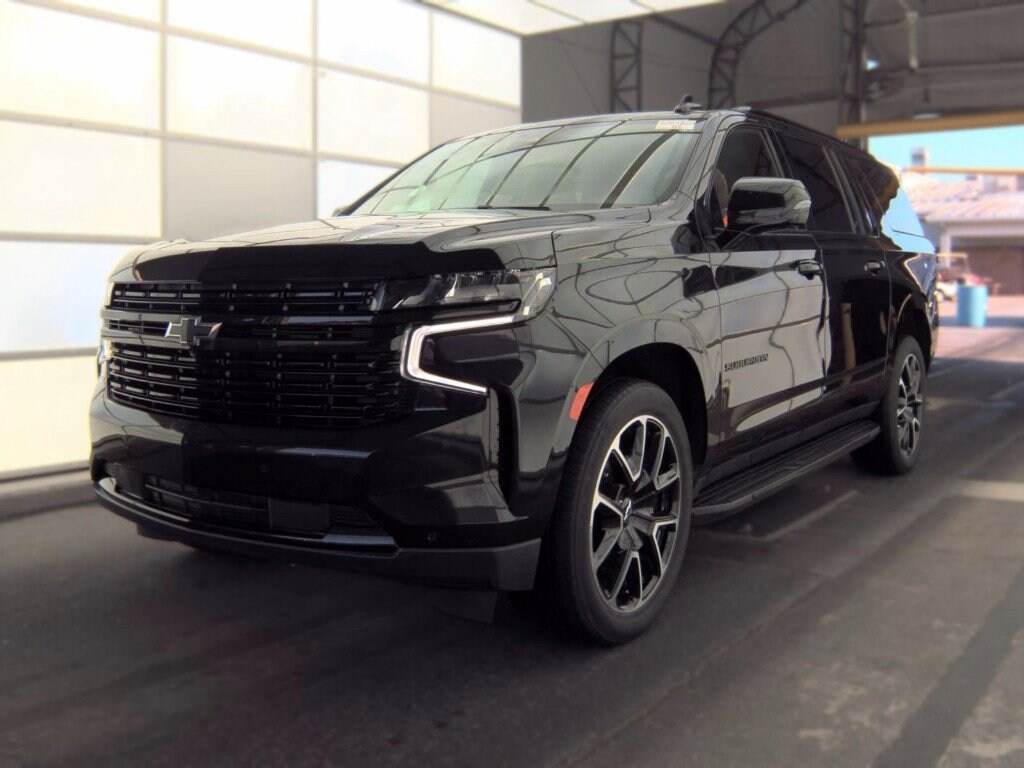 Used 2024 Chevrolet Suburban RST SUV