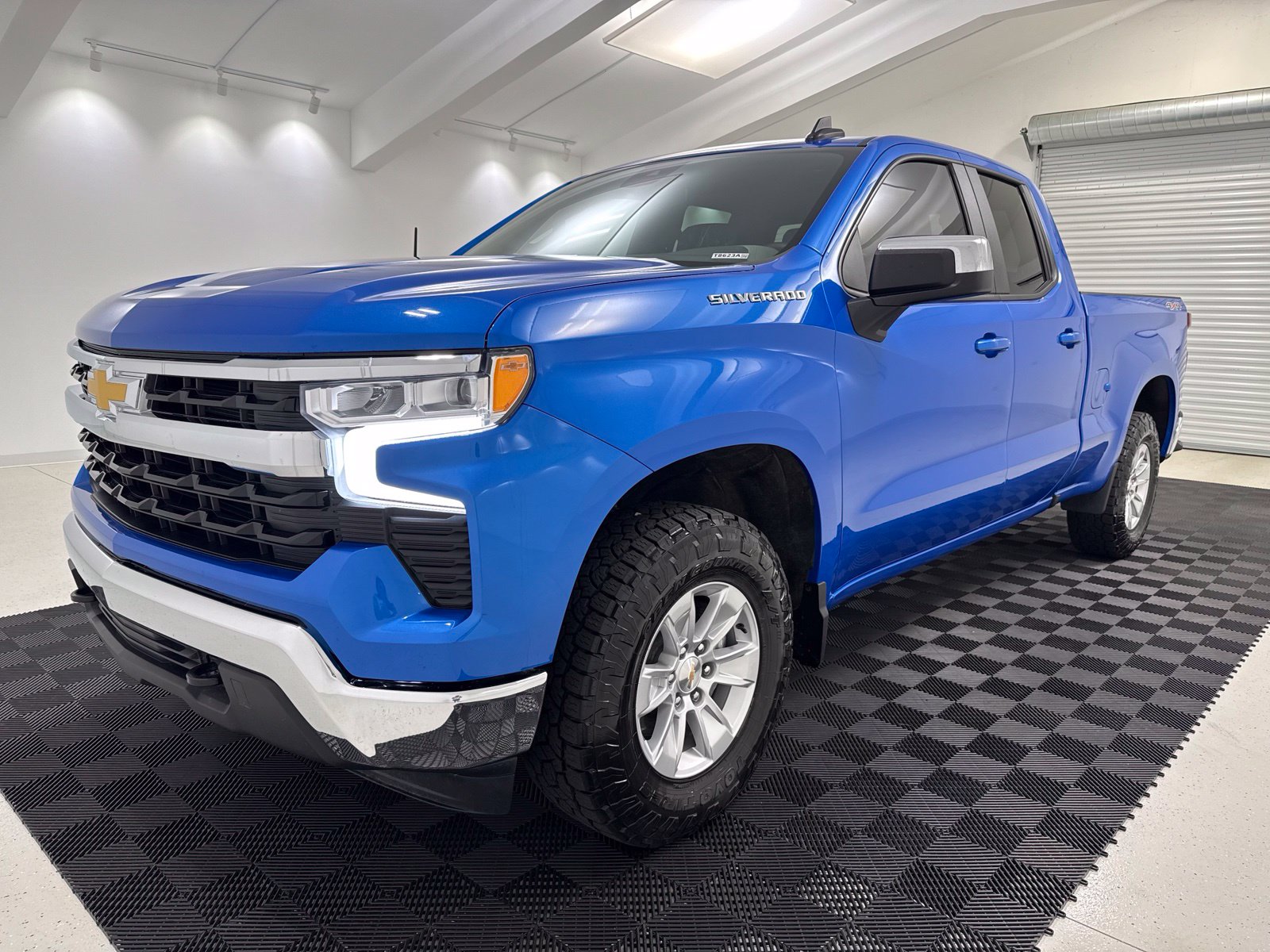 Used 2025 Chevrolet Silverado 1500 LT Truck