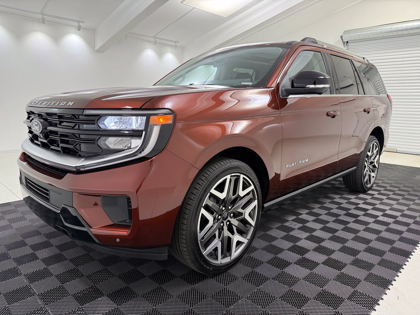 New 2027 Ford Expedition Platinum SUV