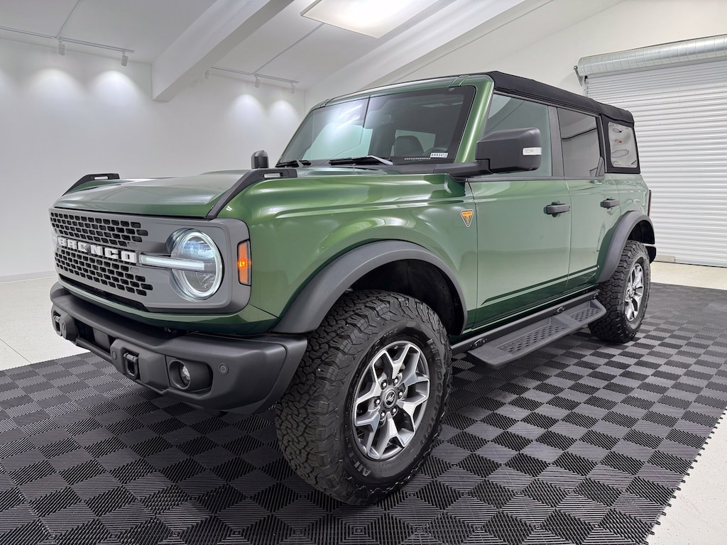 Used 2025 Ford Bronco Badlands SUV