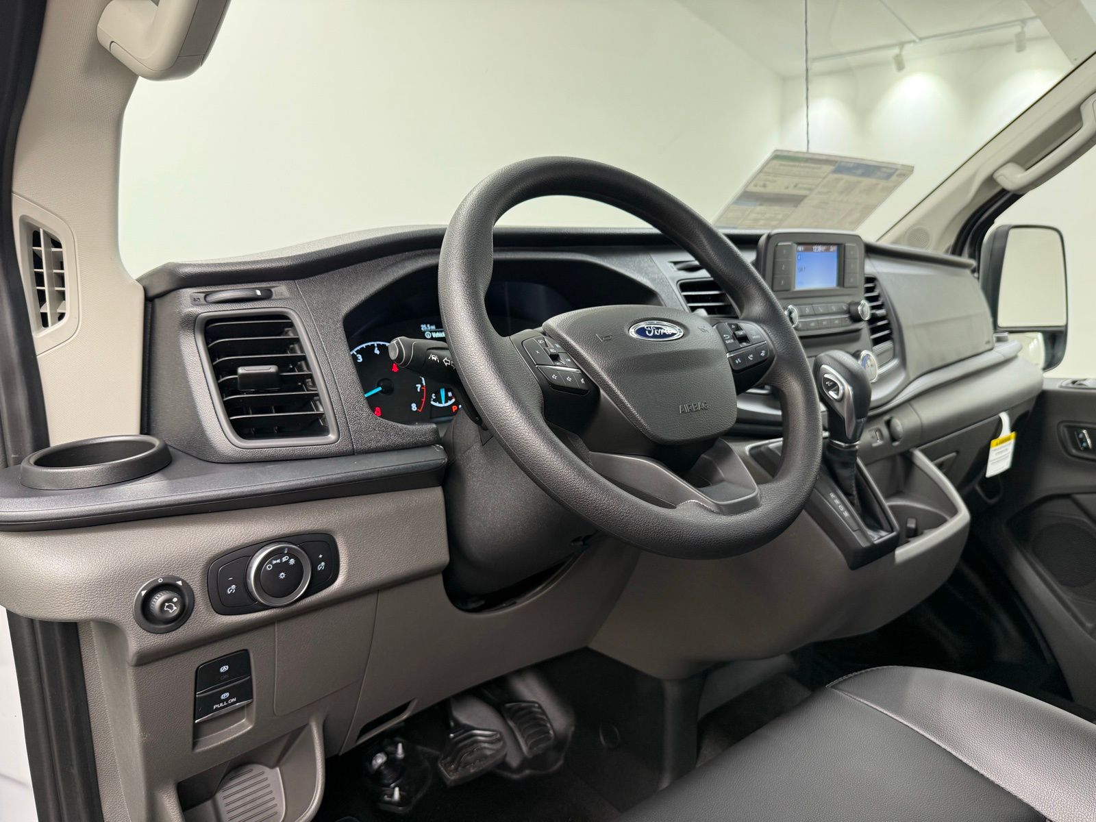 2025 Ford Transit Van Base - Photo 20