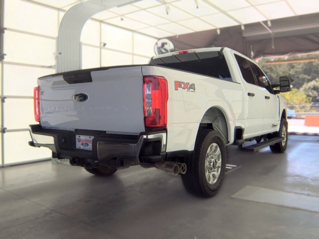 Used 2024 Ford F-250SD XLT Truck