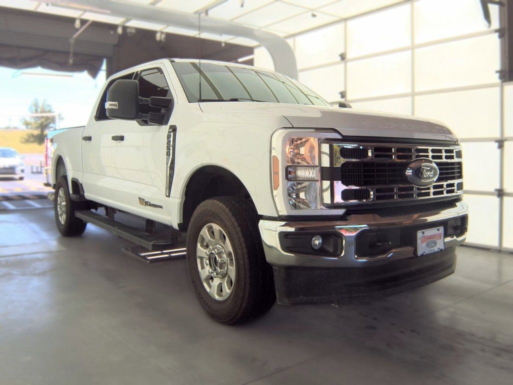 Used 2024 Ford F-250SD XLT Truck