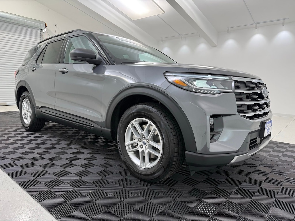 New 2026 Ford Explorer Active SUV