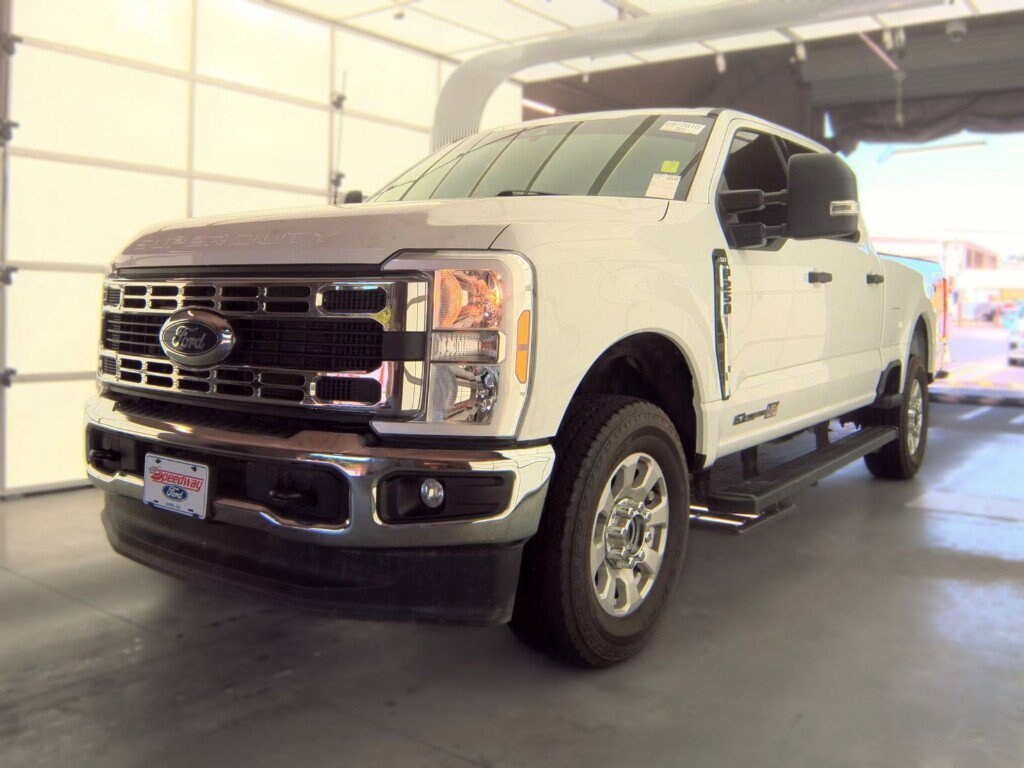 Used 2024 Ford F-250SD XLT Truck