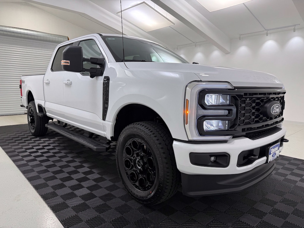 New 2027 Ford F-250SD XLT Truck