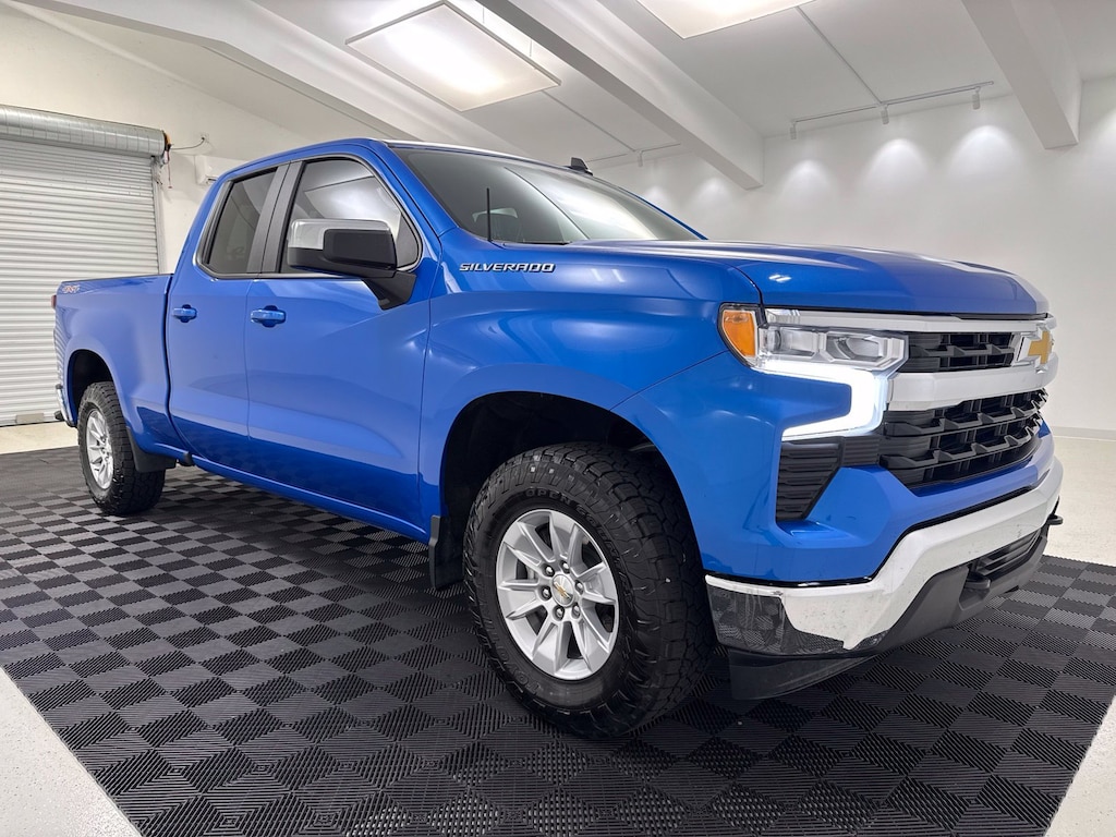 Used 2025 Chevrolet Silverado 1500 LT Truck