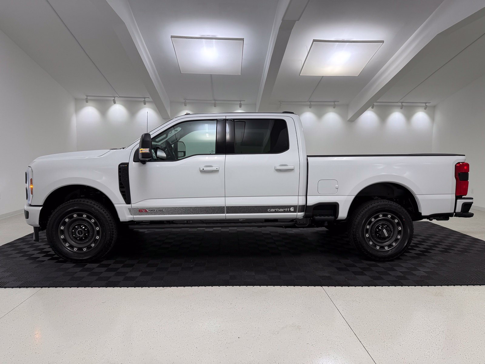 New 2027 Ford F-250SD XLT Truck