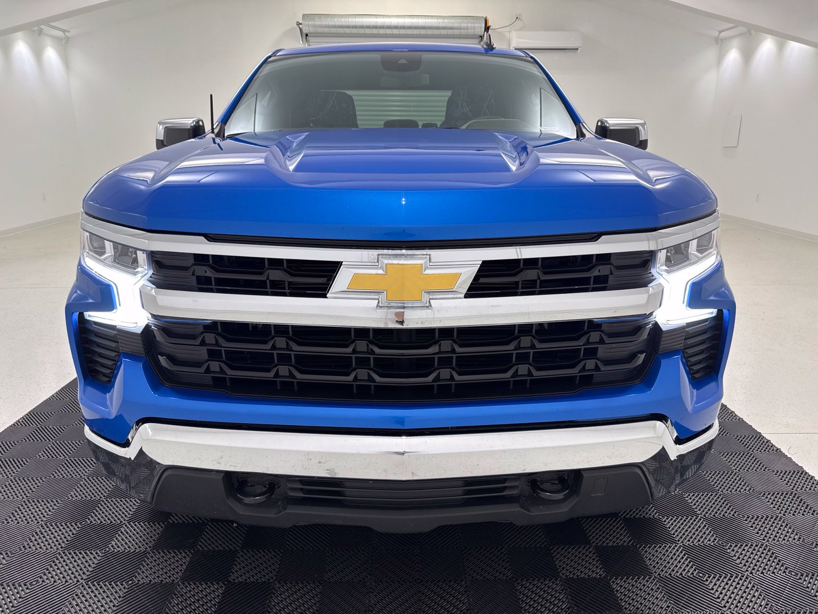 Used 2025 Chevrolet Silverado 1500 LT Truck