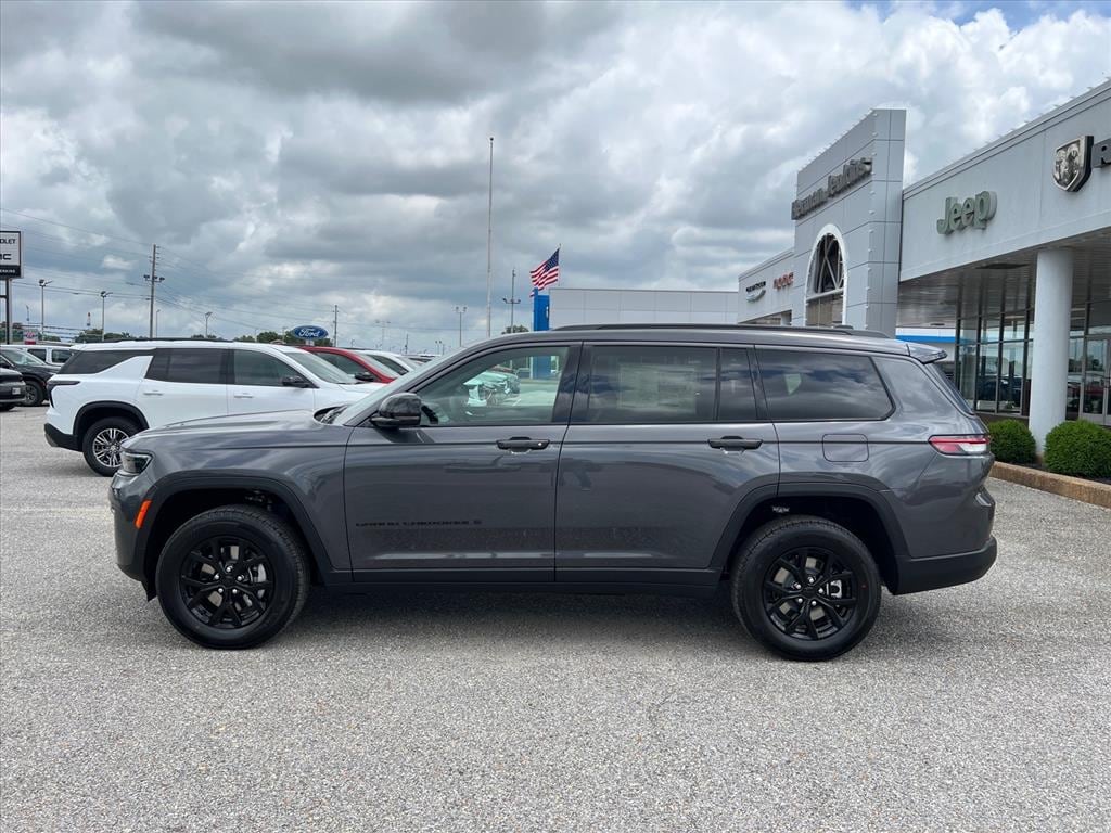 New 2026 Jeep Grand Cherokee L Laredo Altitude Sport Utility