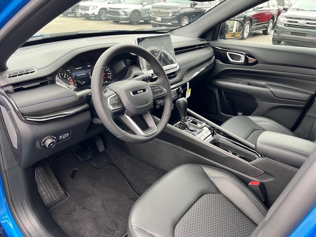 2026 Jeep Compass Latitude Altitude - Photo 15
