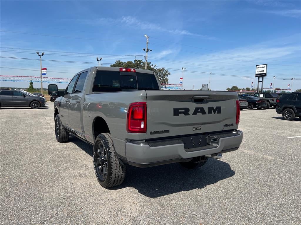 New 2027 Ram 2500 Laramie 4X4 Crew CAB 64 Pickup