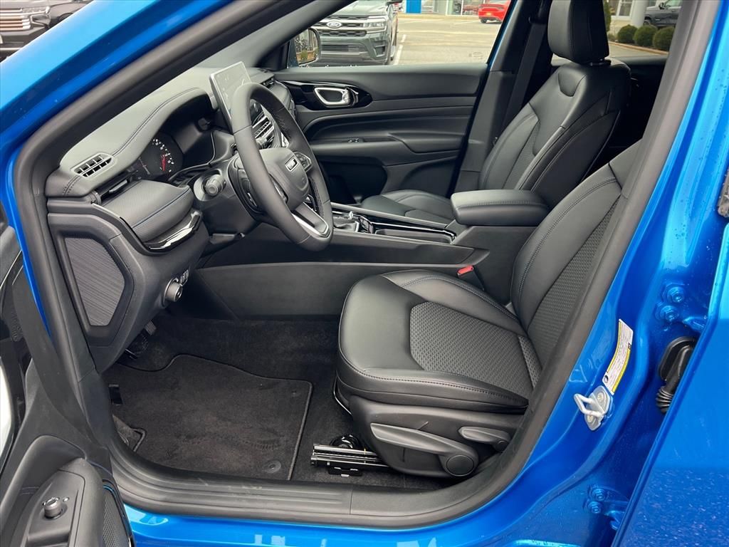 2026 Jeep Compass Latitude Altitude - Photo 11