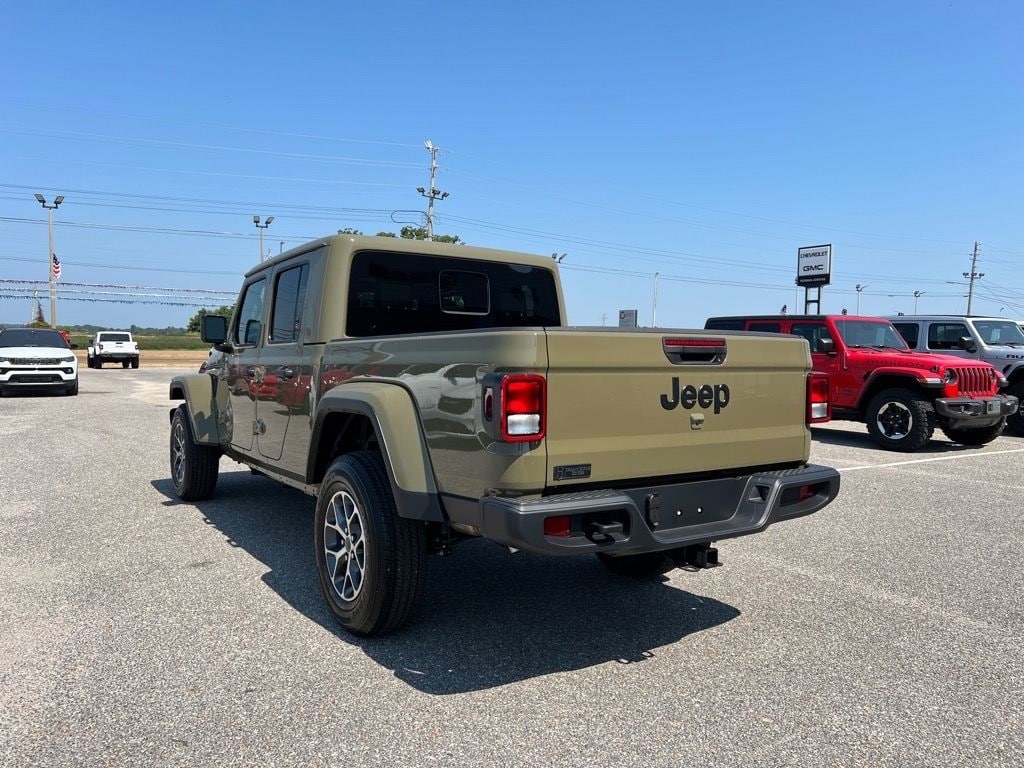 New 2025 Jeep Gladiator Sport S Pickup