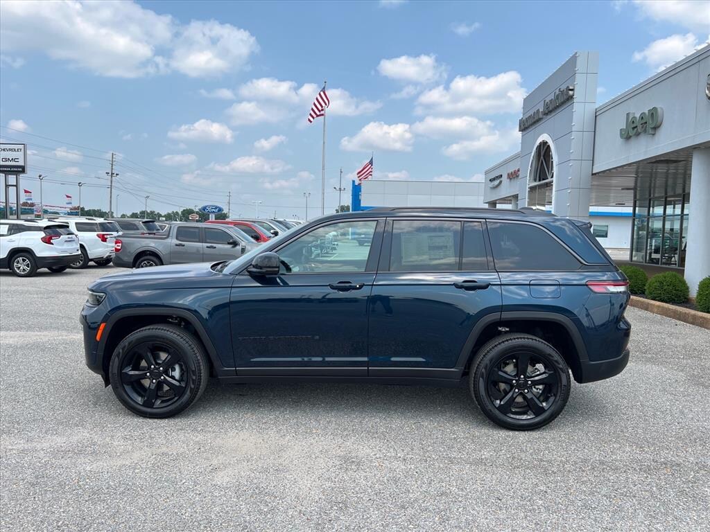 New 2026 Jeep Grand Cherokee Limited Reserve 4X4 Sport Utility