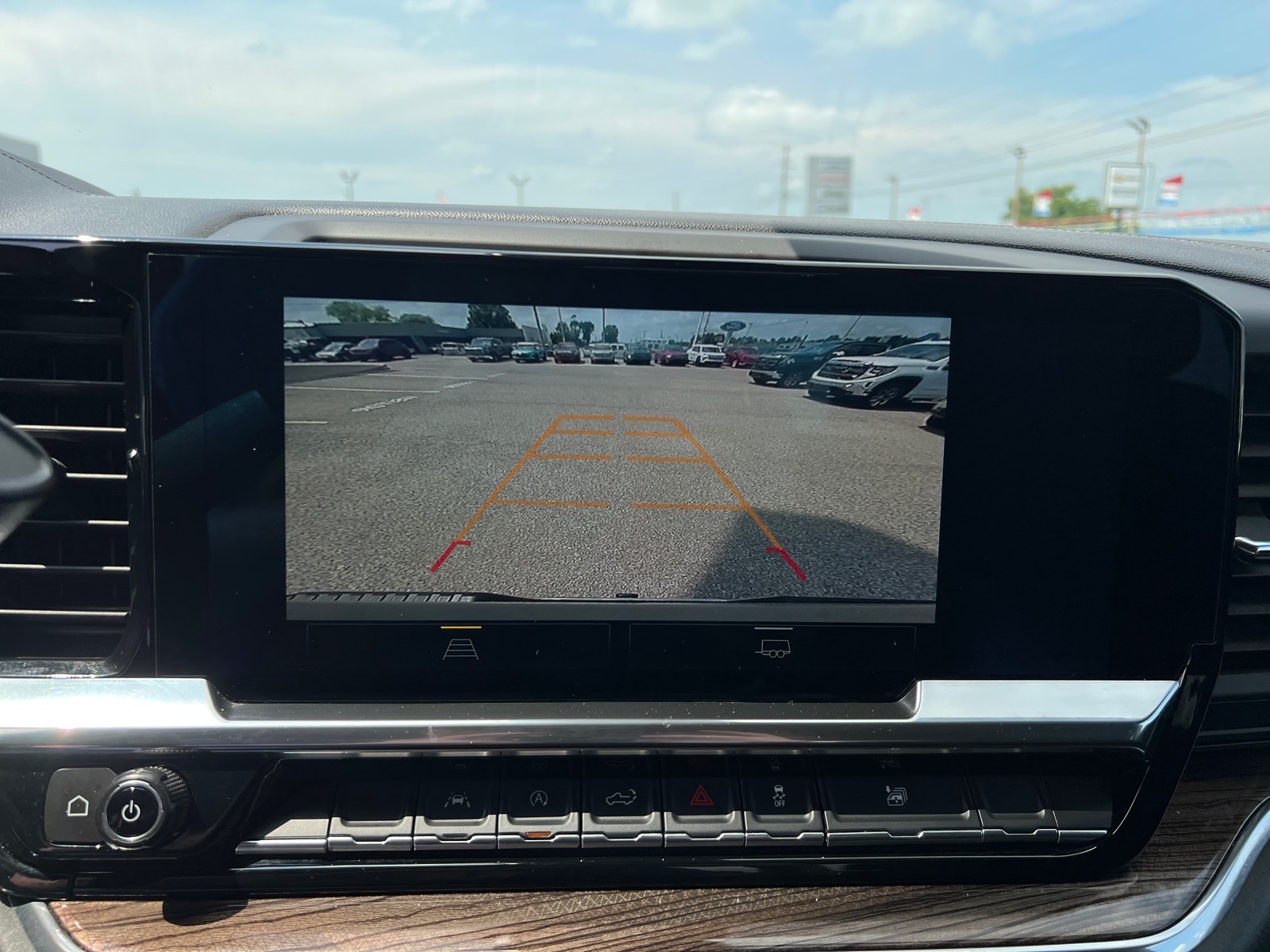 2025 Chevrolet Silverado 1500 LT - Photo 23