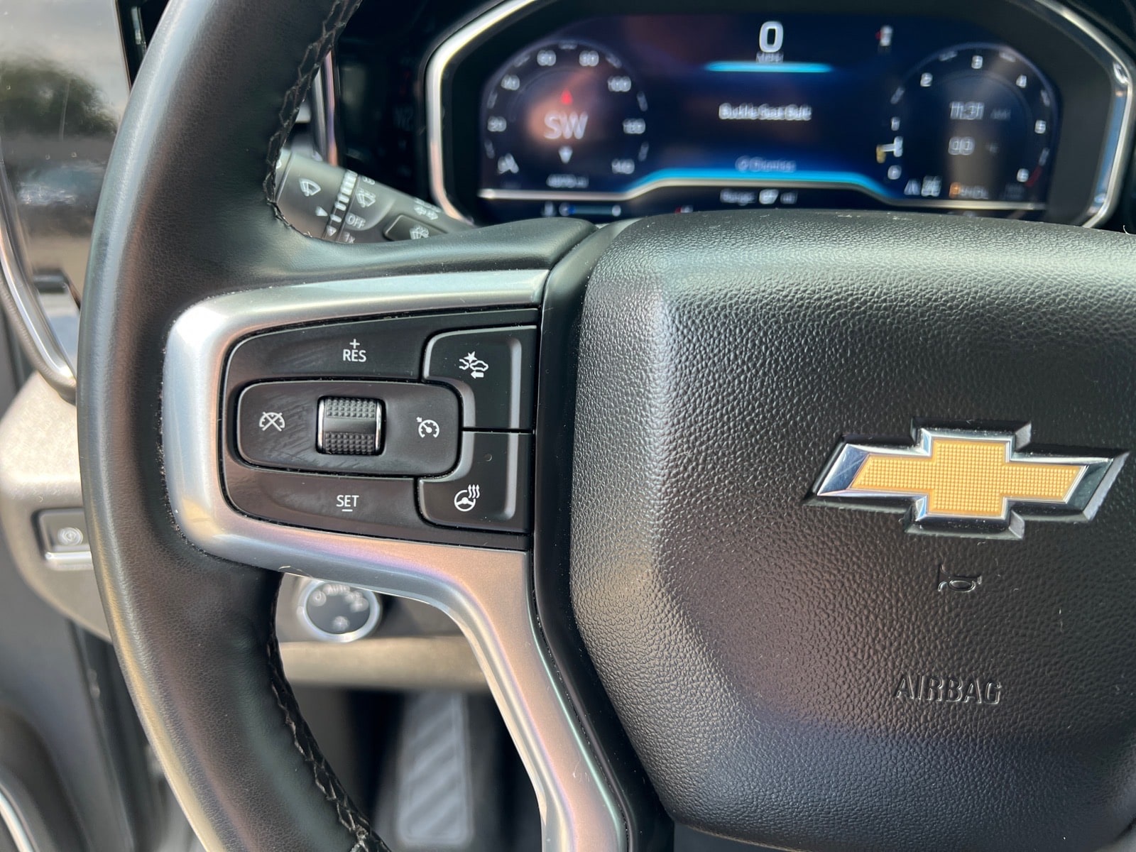 2025 Chevrolet Silverado 1500 LT - Photo 14