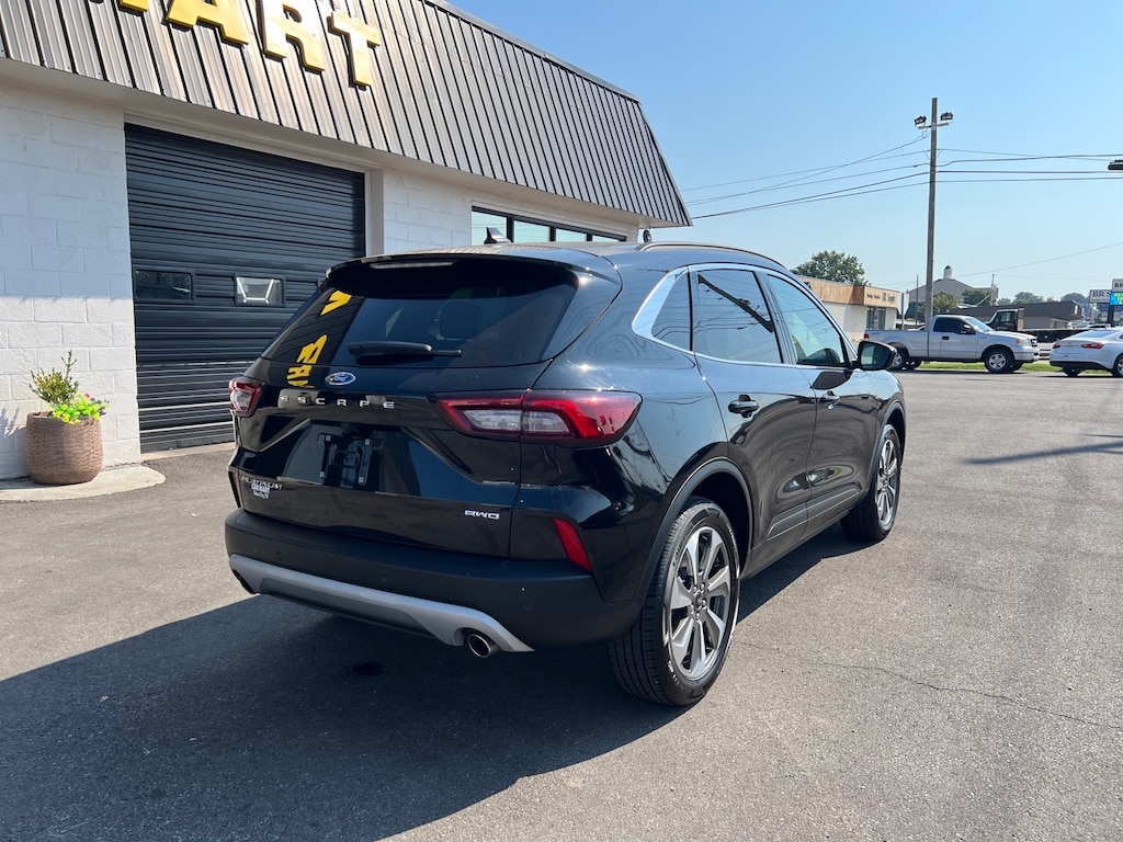 Used 2025 Ford Escape Platinum