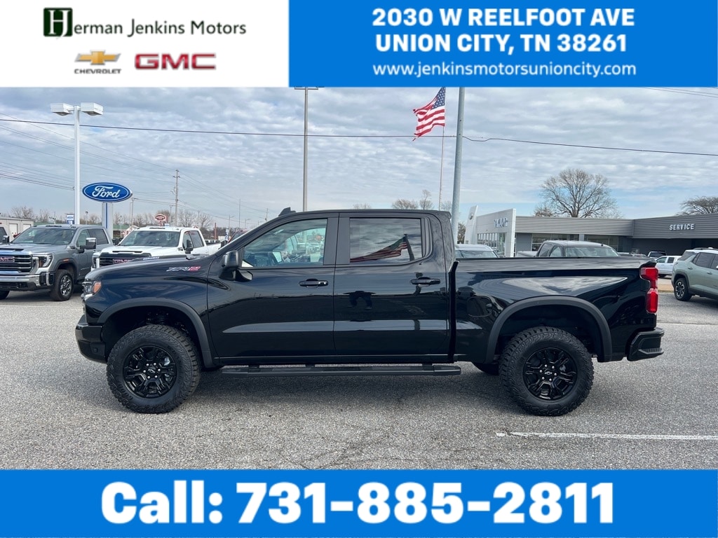 2026 Chevrolet Silverado 1500 ZR2 - Photo 2
