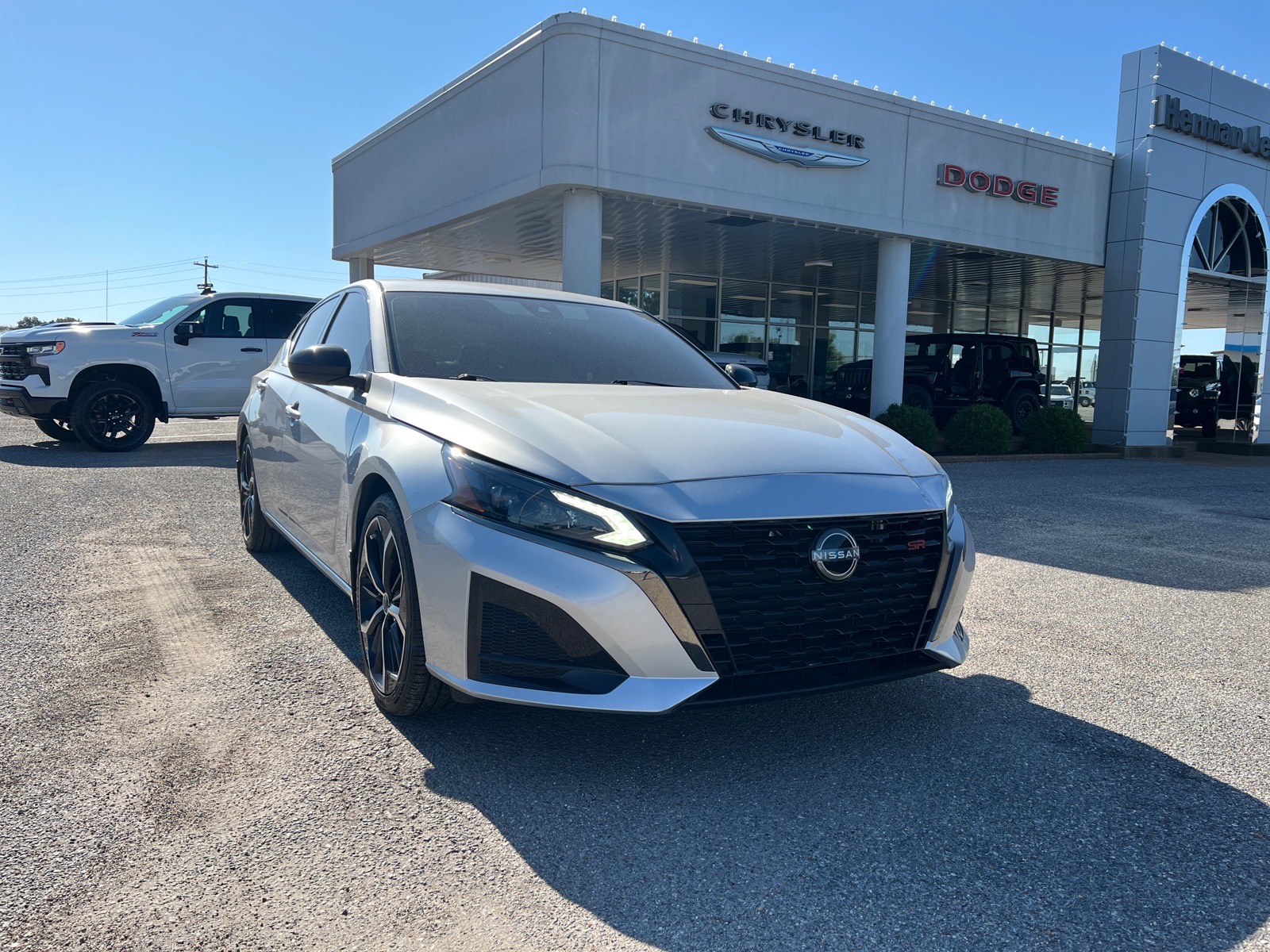 2024 Nissan Altima SR