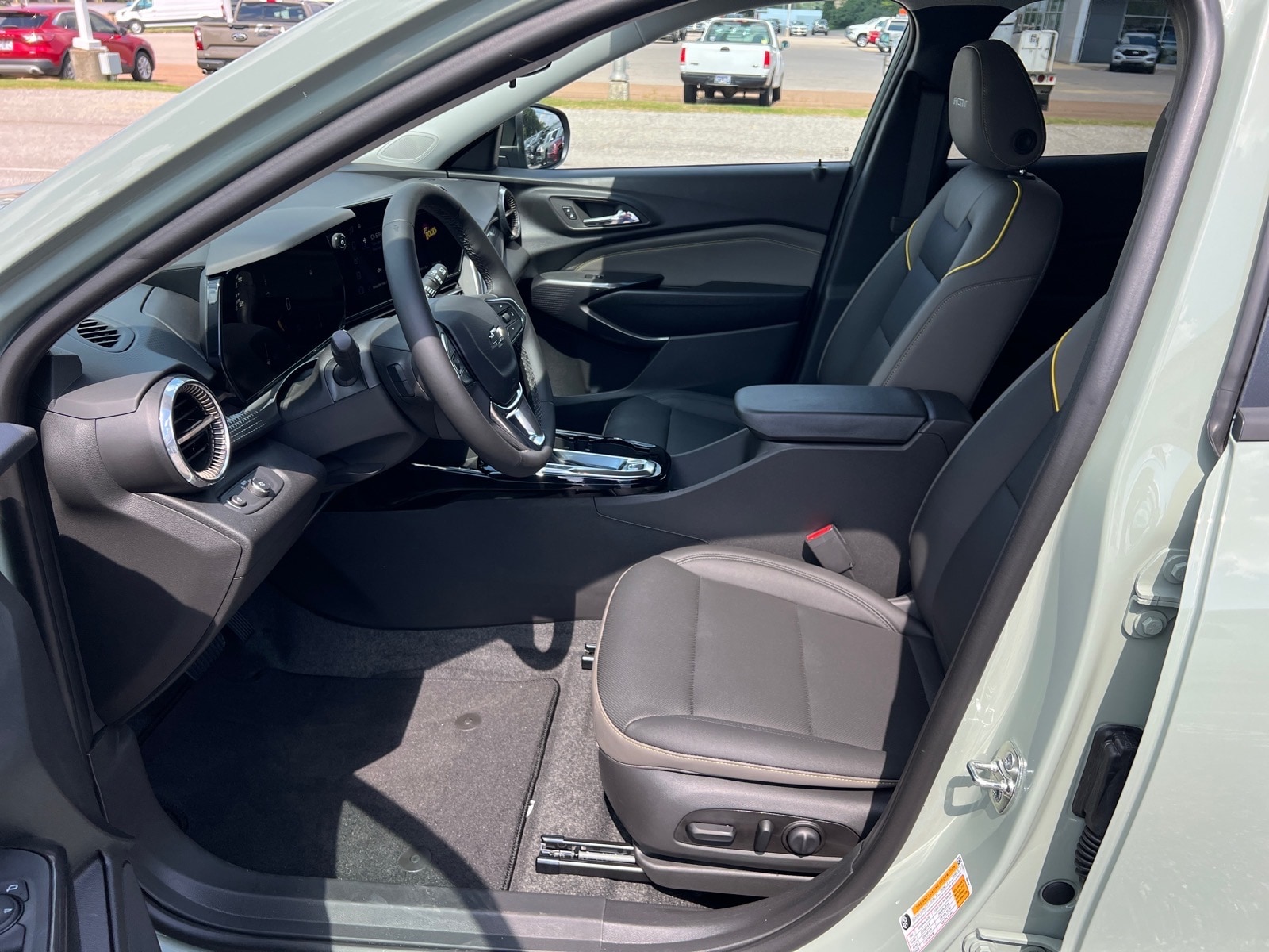 2026 Chevrolet Trax Activ - Photo 10