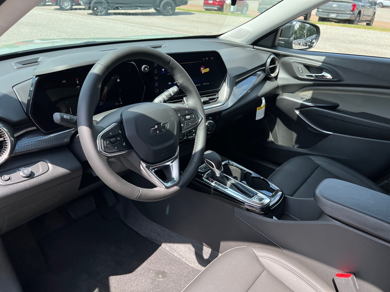 2026 Chevrolet Trax Activ - Photo 14