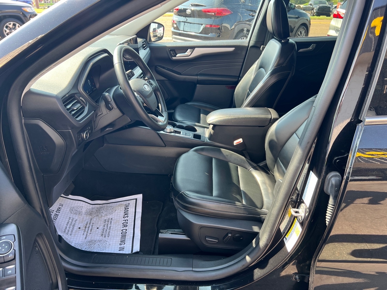 2025 Ford Escape Platinum - Photo 9