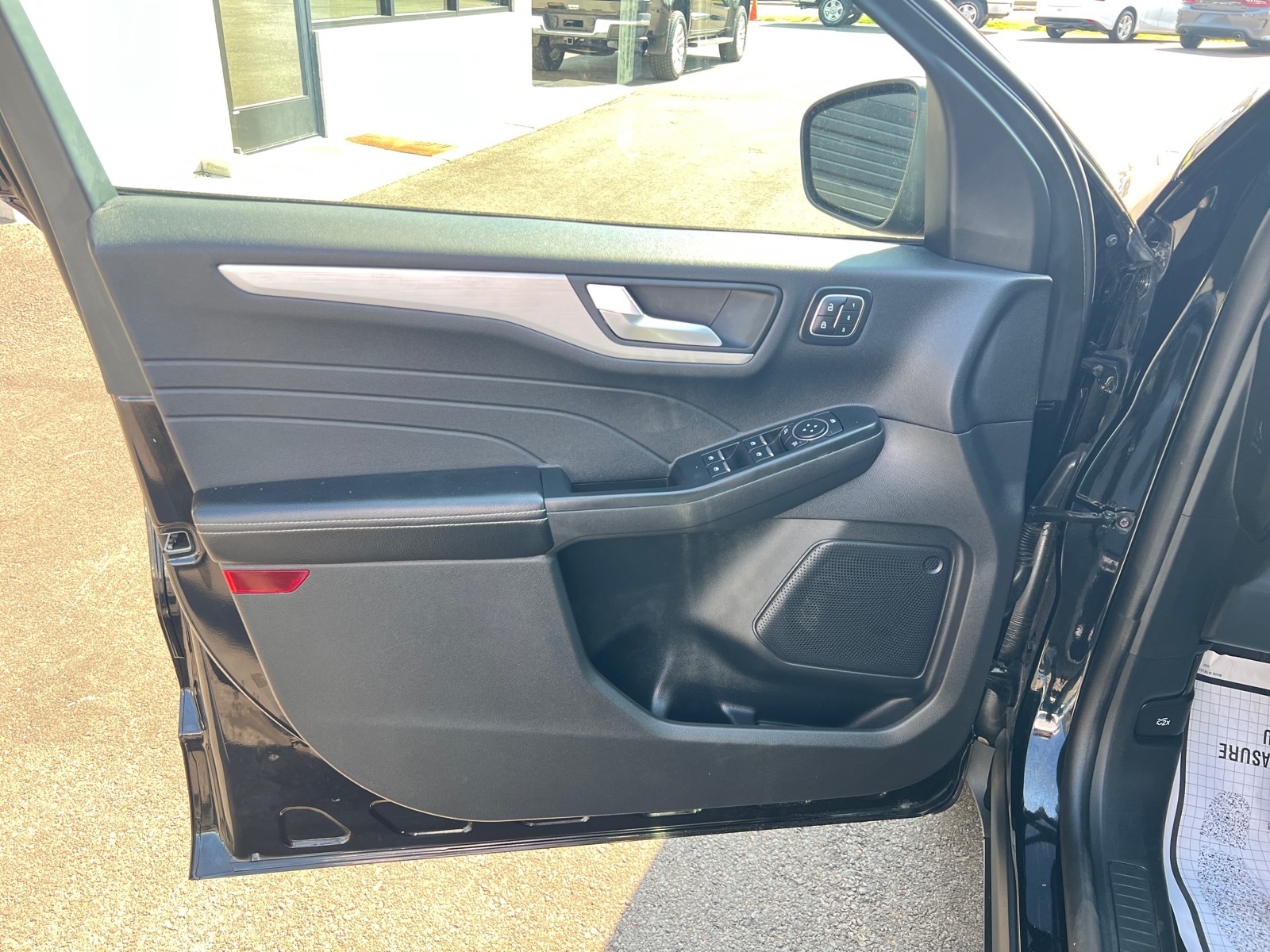 2025 Ford Escape Platinum - Photo 10