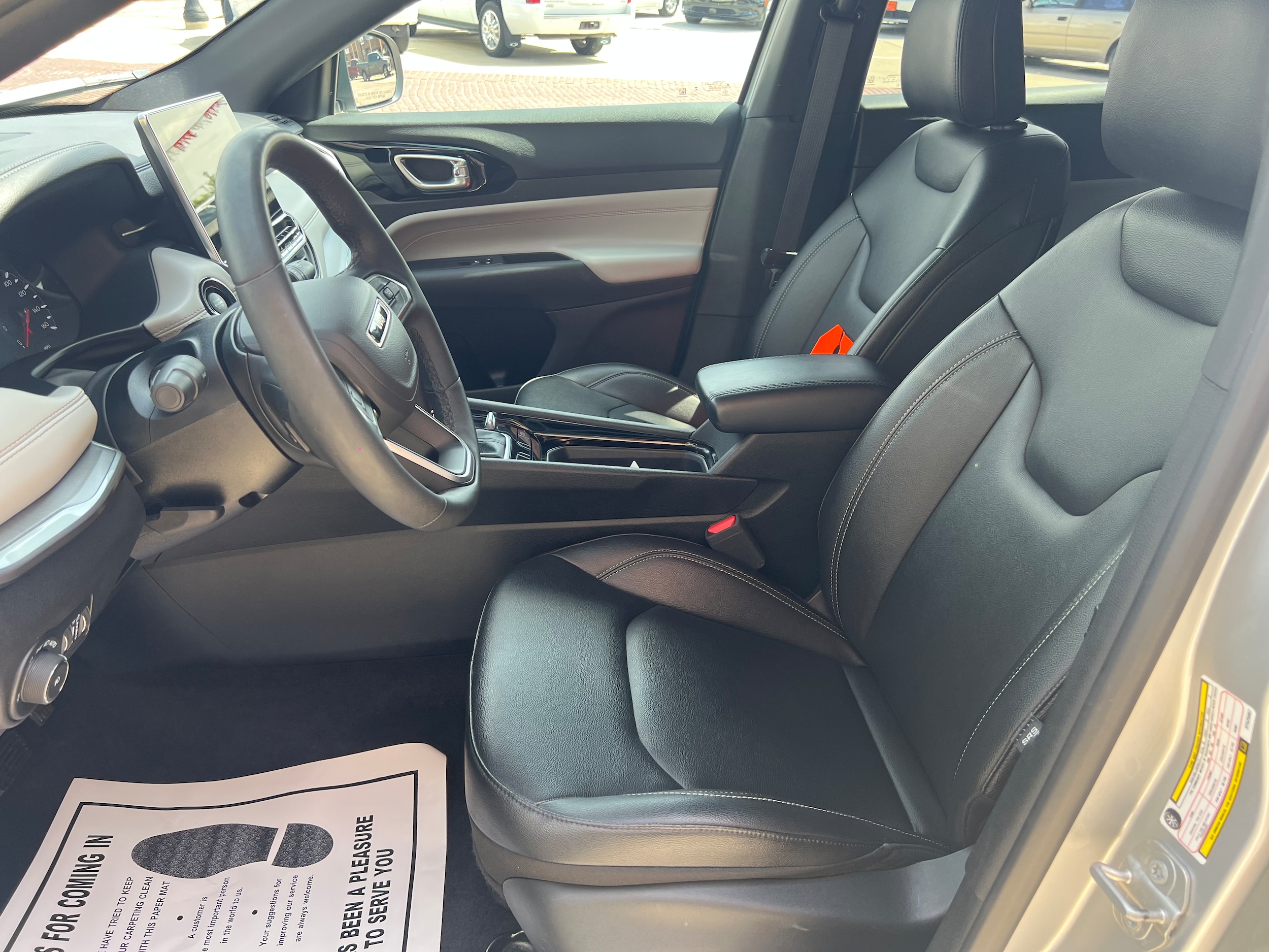 2025 Jeep Compass Limited - Photo 9