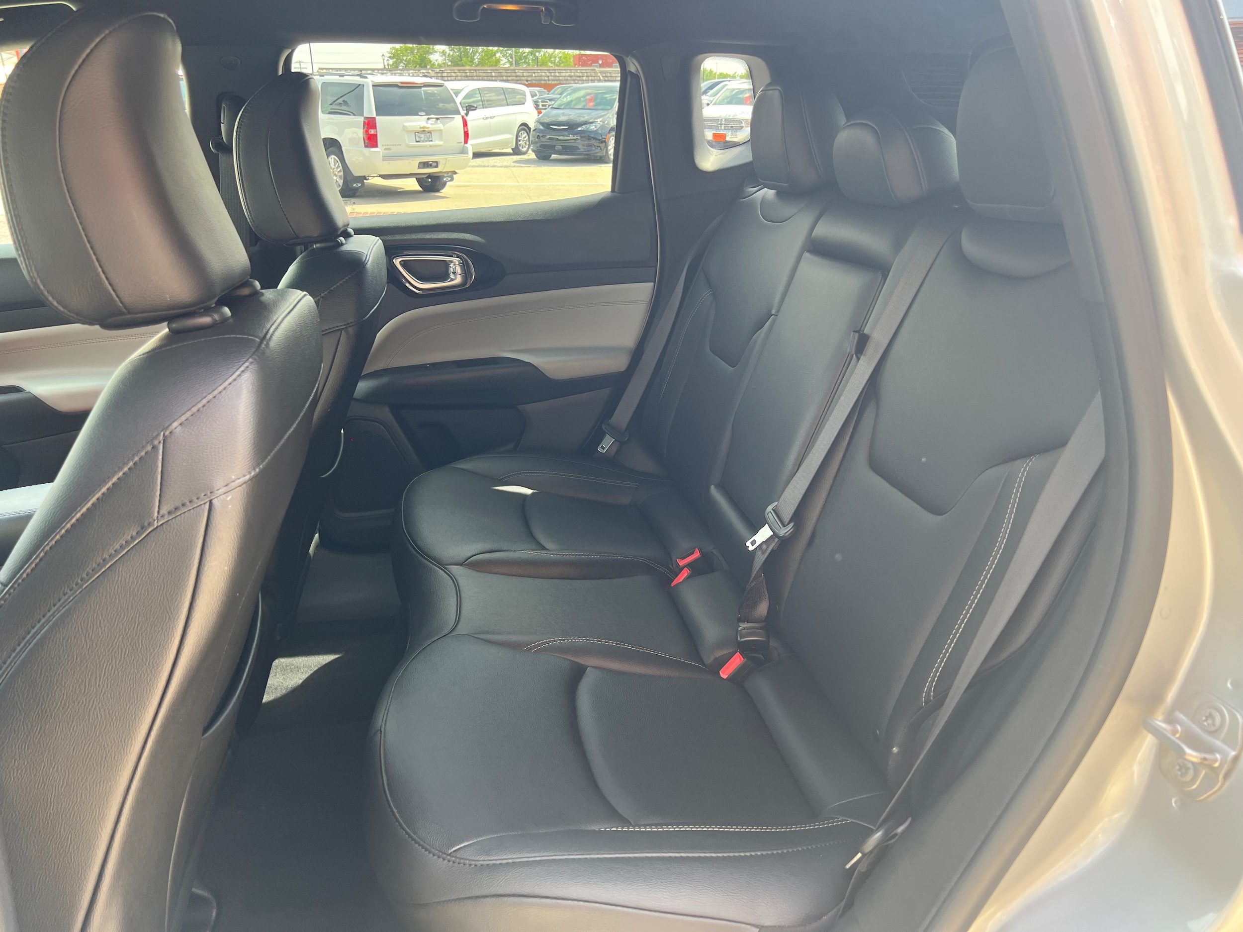 2025 Jeep Compass Limited - Photo 10