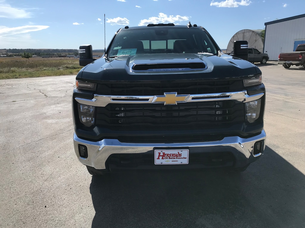 New 2026 Chevrolet Silverado 3500 HD LT DRW Truck