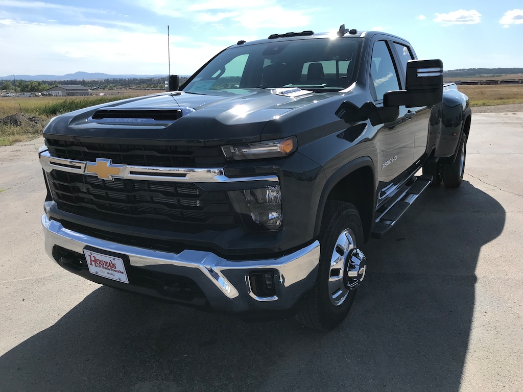 New 2026 Chevrolet Silverado 3500 HD LT DRW Truck